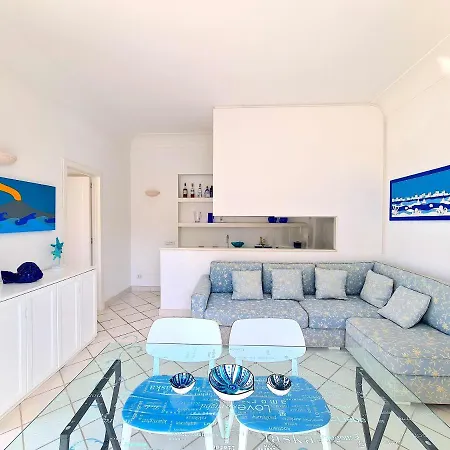 Blu Acquaviva 아파트